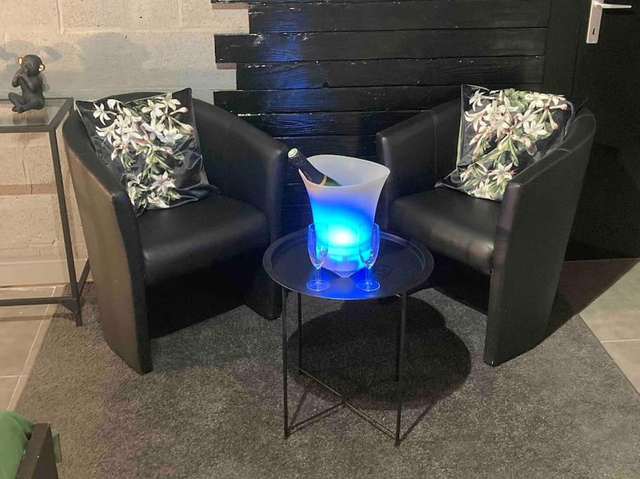 Vip Lounge Appartement Avec Jacuzzi Et Jardin Andenne Exterior photo